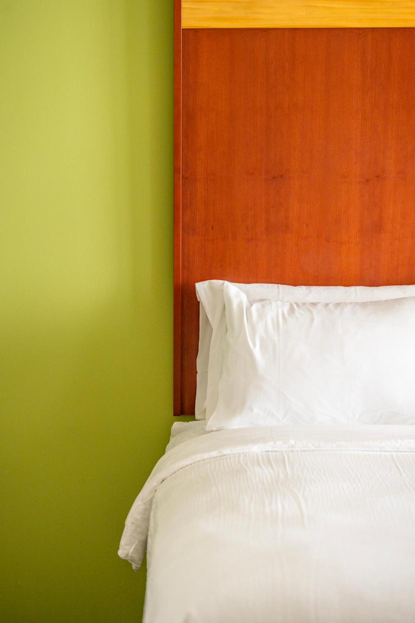 Holiday Inn & Suites Virginia Beach - North Beach By Ihg Eksteriør billede